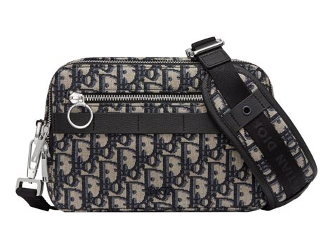 dior messenger bag herren|dior men's messenger bag.